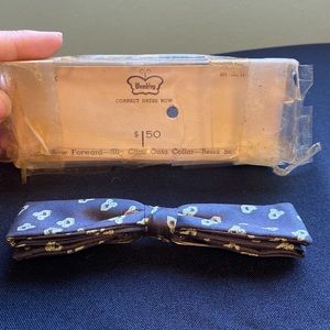 Vintage clip-on Bow Tie